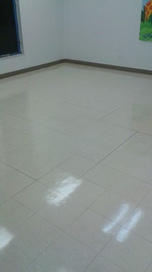 Commercial Floor Stripping & Waxing in Pompano Beach, FL (2)