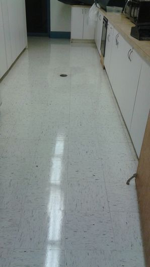 Commercial Floor Stripping & Waxing in Pompano Beach, FL (8)