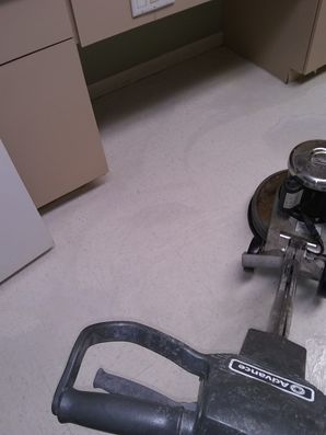 Floor Stripping & Waxing in Pompano Beach, FL (1)