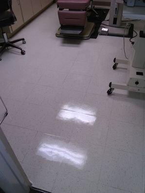 Floor Stripping & Waxing in Pompano Beach, FL (3)